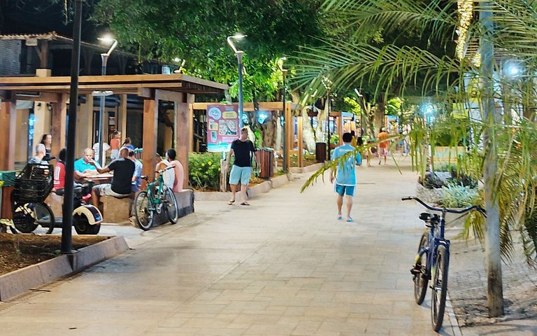 Encanto, Privacidad y Confort a Orillas de la Laguna en Prai