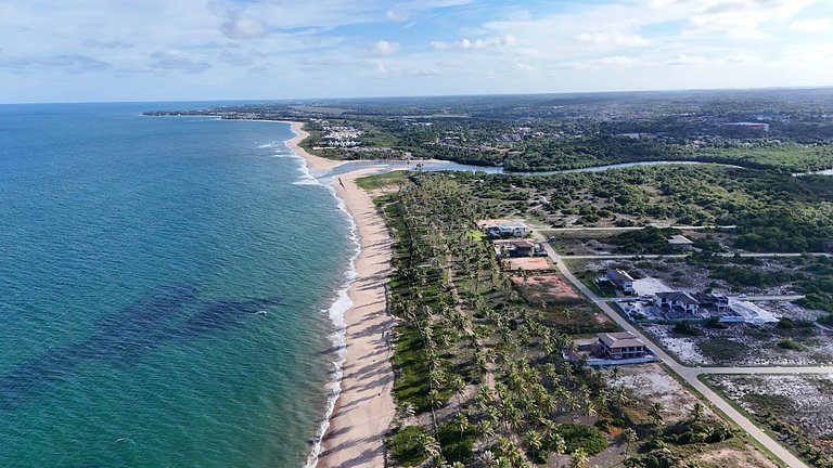 Charm, Privacy & Comfort by the Lagoon in Praia do Forte