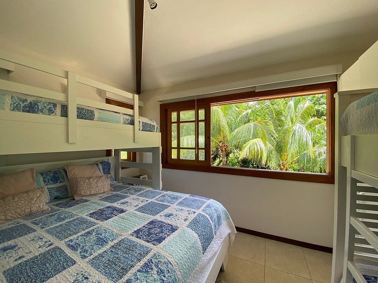 Charm, Privacy & Comfort by the Lagoon in Praia do Forte