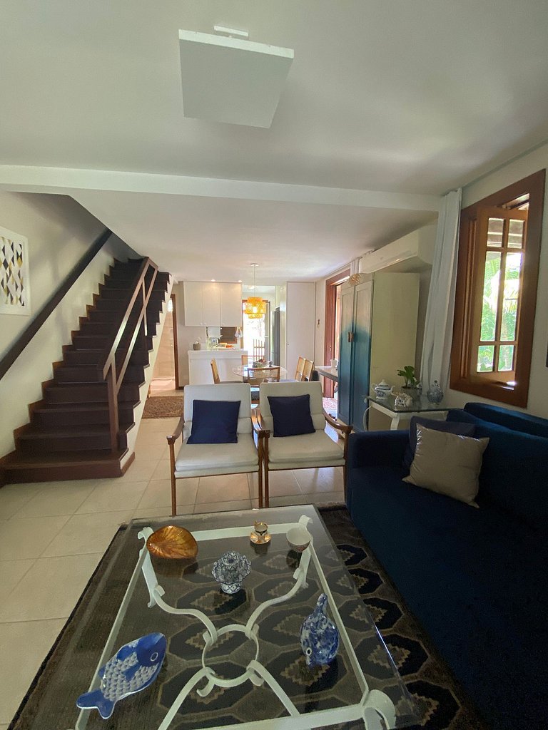 Charm, Privacy & Comfort by the Lagoon in Praia do Forte