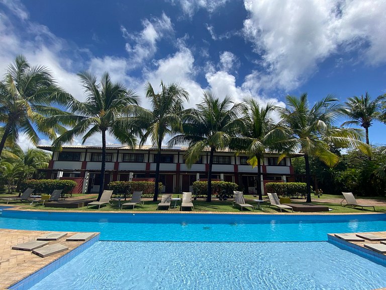 Charm, Privacy & Comfort by the Lagoon in Praia do Forte