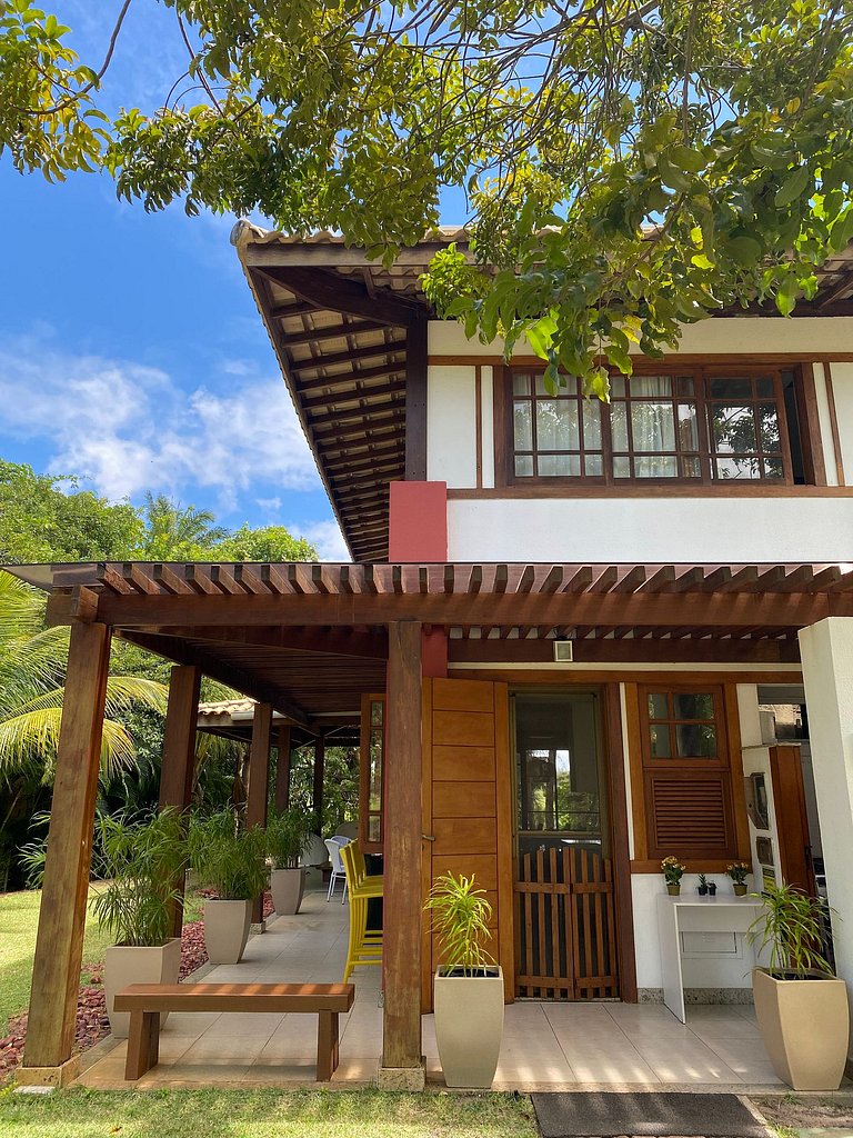 Charm, Privacy & Comfort by the Lagoon in Praia do Forte