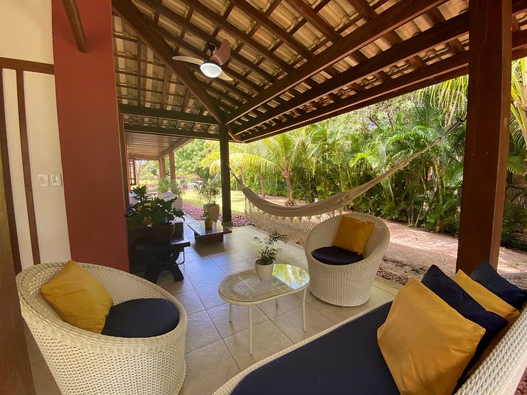 Charm, Privacy & Comfort by the Lagoon in Praia do Forte
